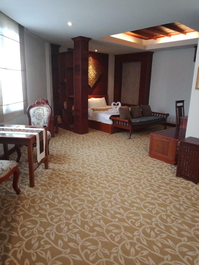 Charming Lao Hotel Муанг-Сай Экстерьер фото