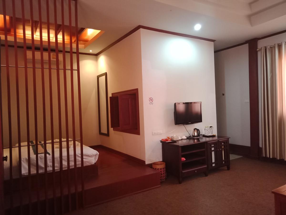 Charming Lao Hotel Муанг-Сай Экстерьер фото